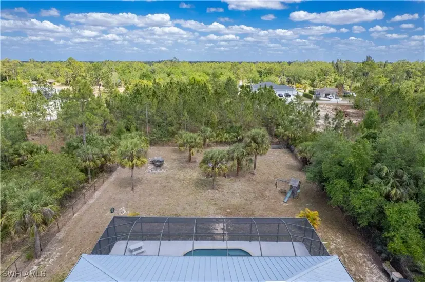 Picture of 914 Dayton Ave, Lehigh Acres FL 33972