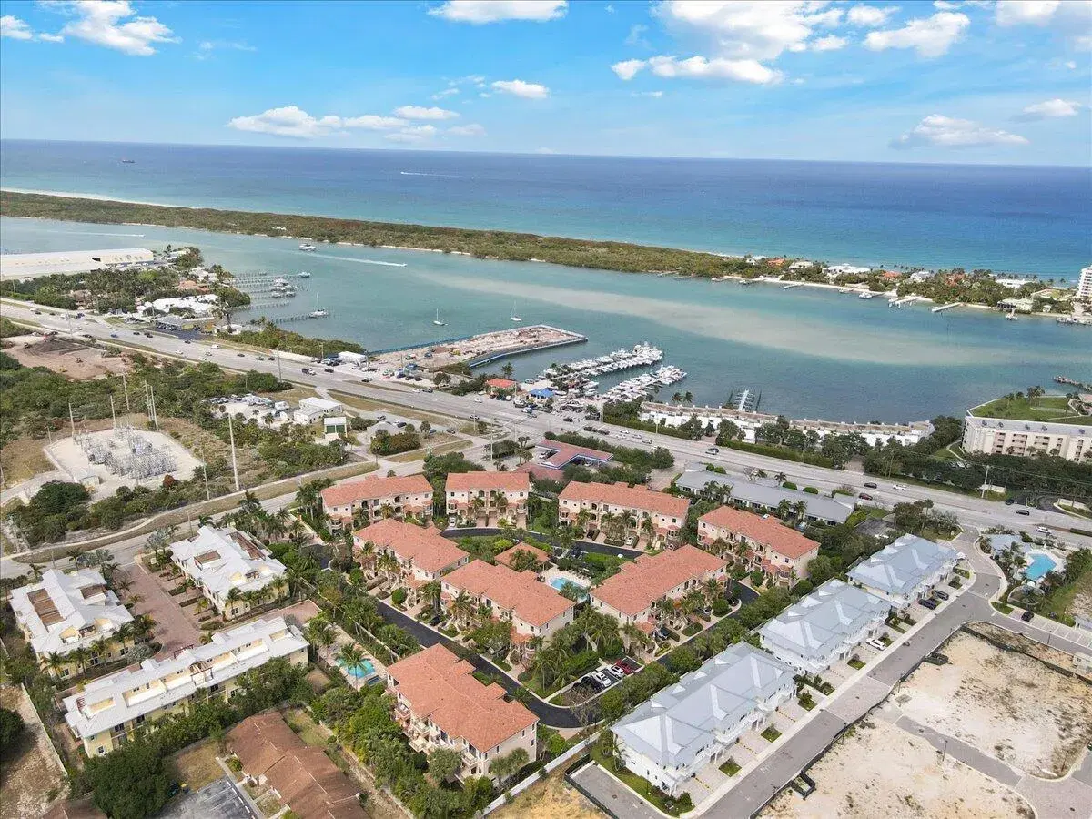 Picture of 502 Del Sol Circle, Tequesta, FL 33469