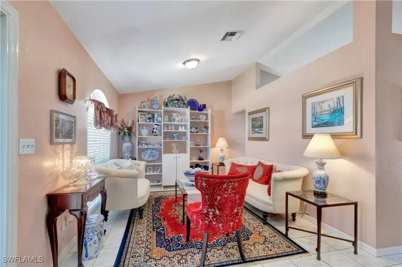 Picture of 214 SE 31St St, Cape Coral FL 33904