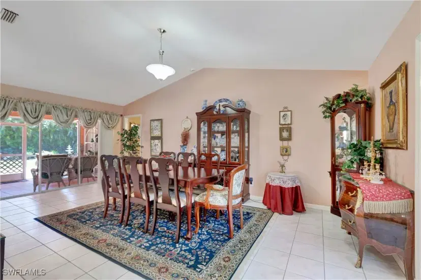 Picture of 214 SE 31St St, Cape Coral FL 33904