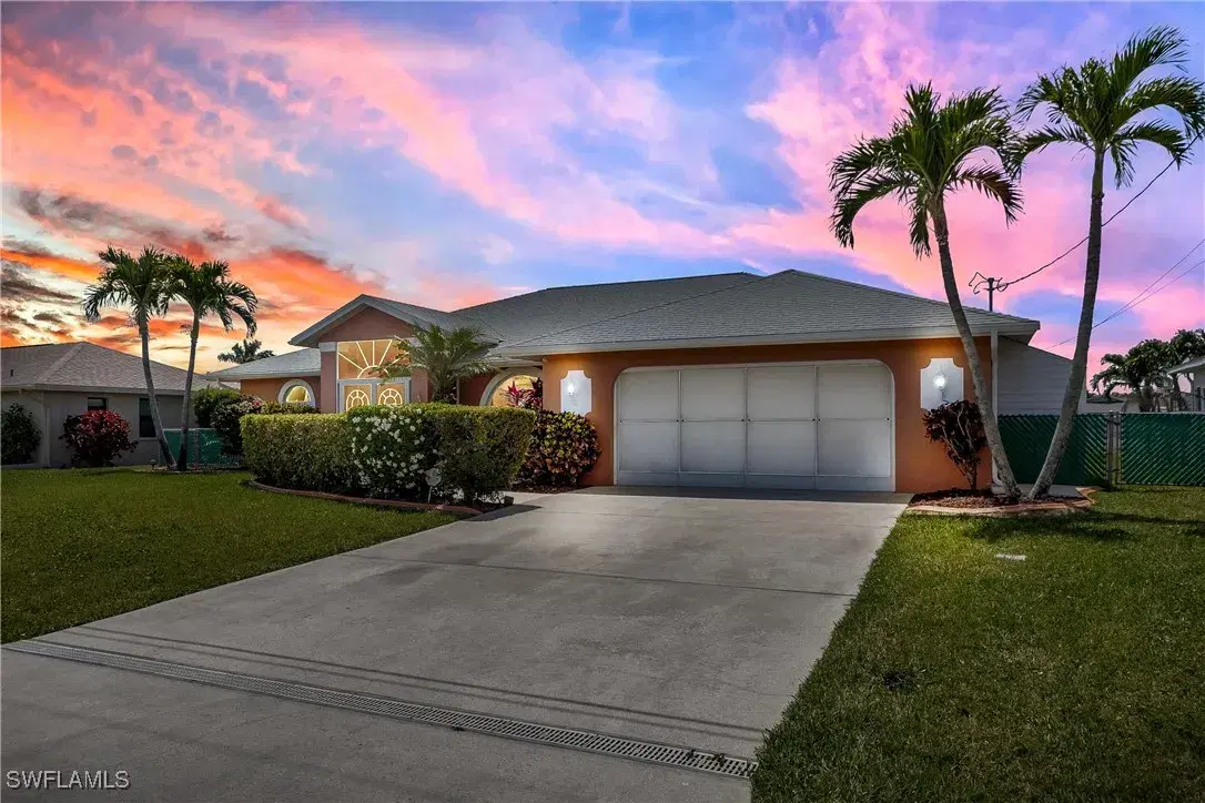 Picture of 212 SE 30Th Ter, Cape Coral, FL 33904