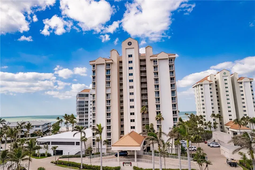 Picture of 40 Seagate Dr 202A, Naples, FL 34103