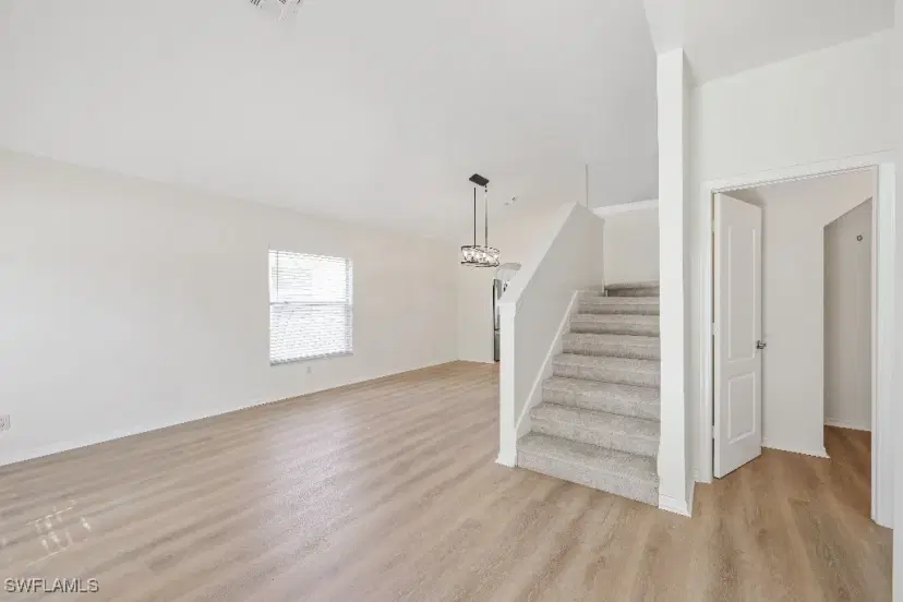 Picture of 2122 Morning Sun Ln, Naples FL 34119