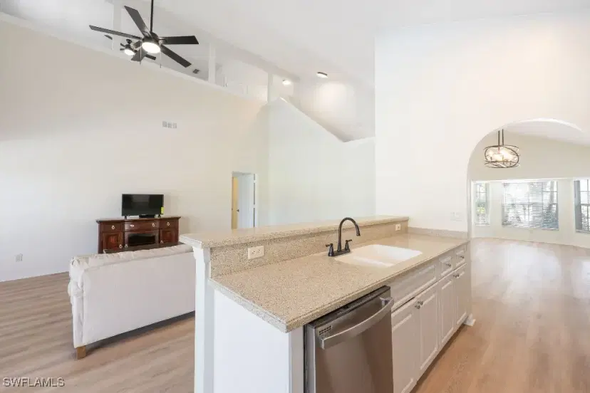 Picture of 2122 Morning Sun Ln, Naples FL 34119