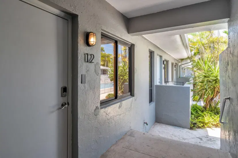 Picture of 3475 SW 1St Ave 12, Miami FL 33145