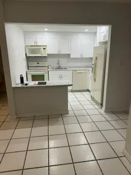 Picture of 1681 NW 70Th Avenue 102, Plantation, FL 33313
