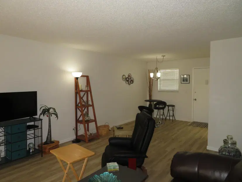 Picture of 701 Lori Drive 103, Palm Springs FL 33461