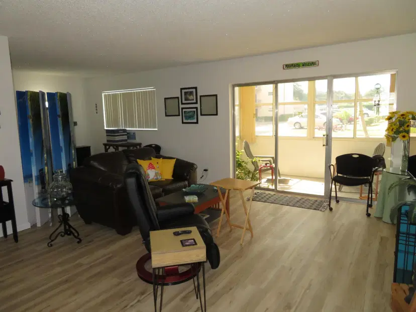 Picture of 701 Lori Drive 103, Palm Springs FL 33461