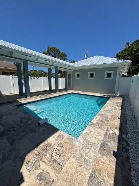 Picture of 425 Hugh Street, Jupiter FL 33458