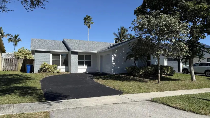 Picture of 11771 NW 37 Street, Sunrise FL 33323