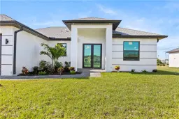 Picture of 24 Kismet Pkwy E, Cape Coral, FL 33909