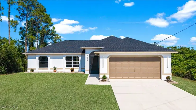 Picture of 735 Naples Ave S, Lehigh Acres FL 33974