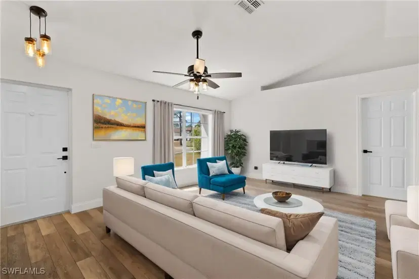 Picture of 735 Naples Ave S, Lehigh Acres FL 33974
