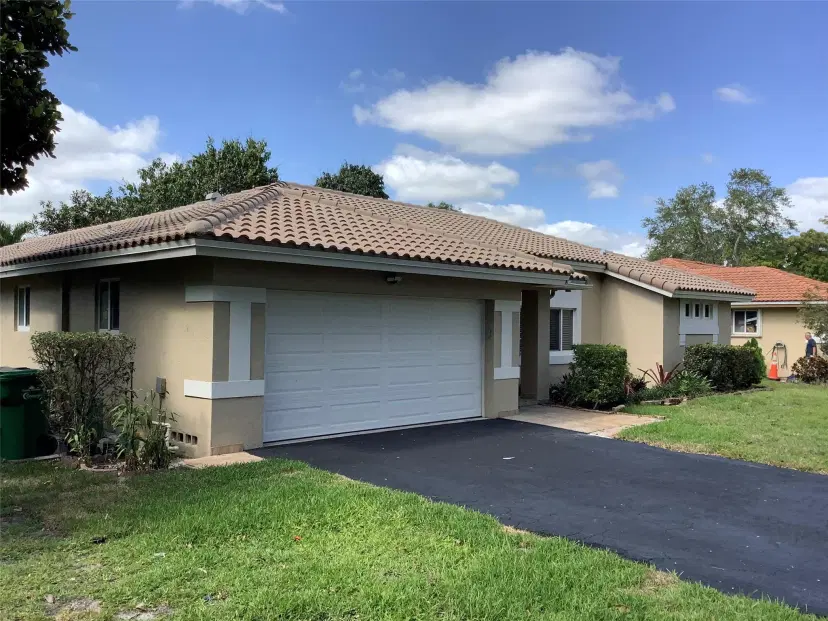 Picture of 9840 NW 28Th Ct, Coral Springs FL 33065