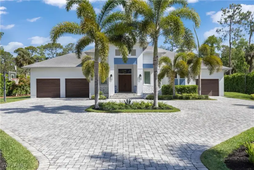 Picture of 5881 Sea Grass Ln, Naples FL 34116