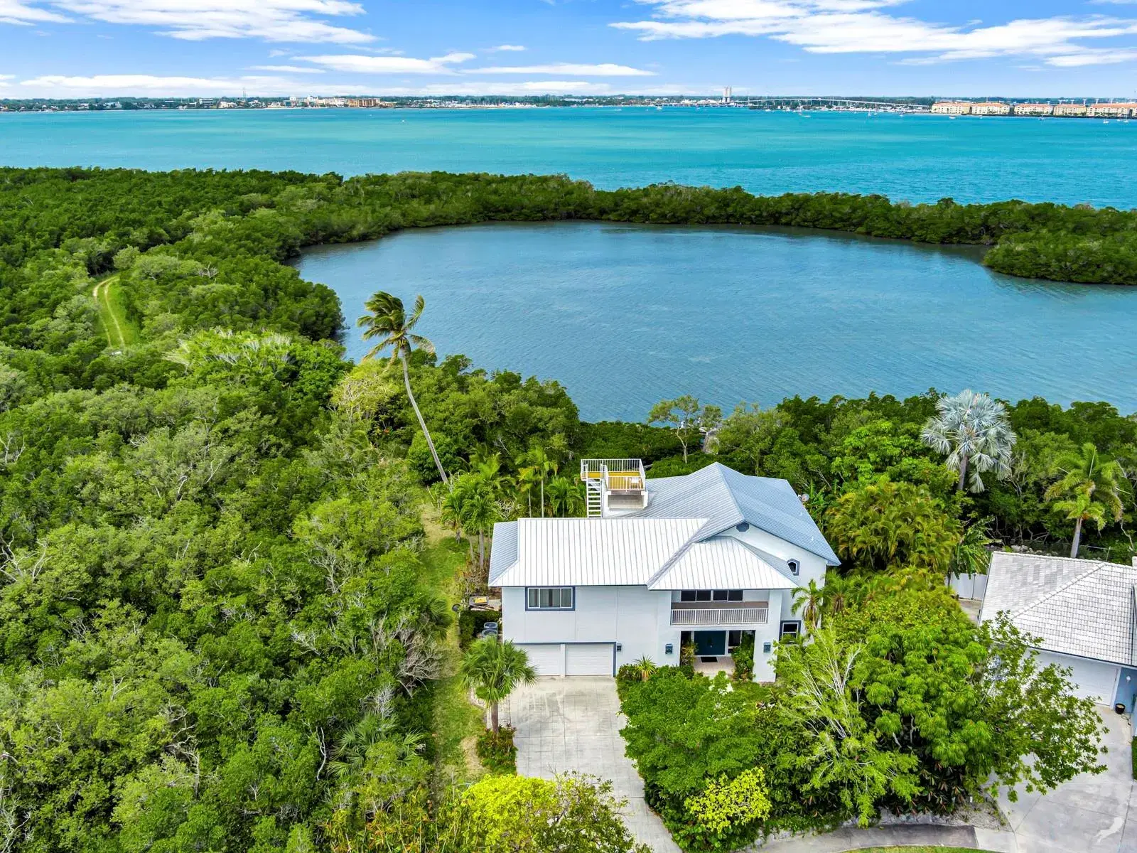 Picture of 1700 Coconut Dr, Fort Pierce, FL 34949