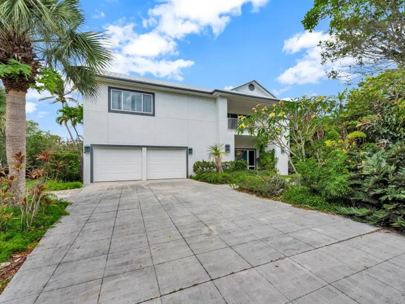 Picture of 1700 Coconut Dr, Fort Pierce FL 34949