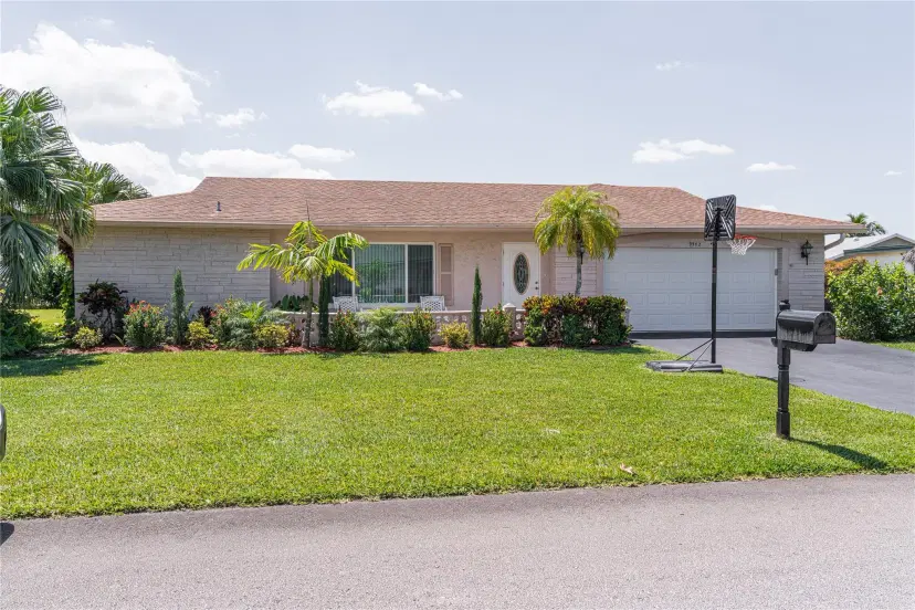 Picture of 9502 NW 74Th Ct, Tamarac FL 33321