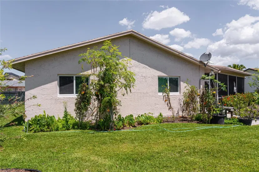 Picture of 9502 NW 74Th Ct, Tamarac FL 33321