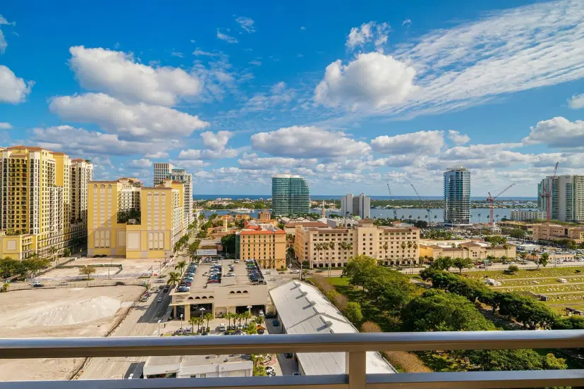 Picture of 550 Okeechobee Boulevard 1401, West Palm Beach FL 33401