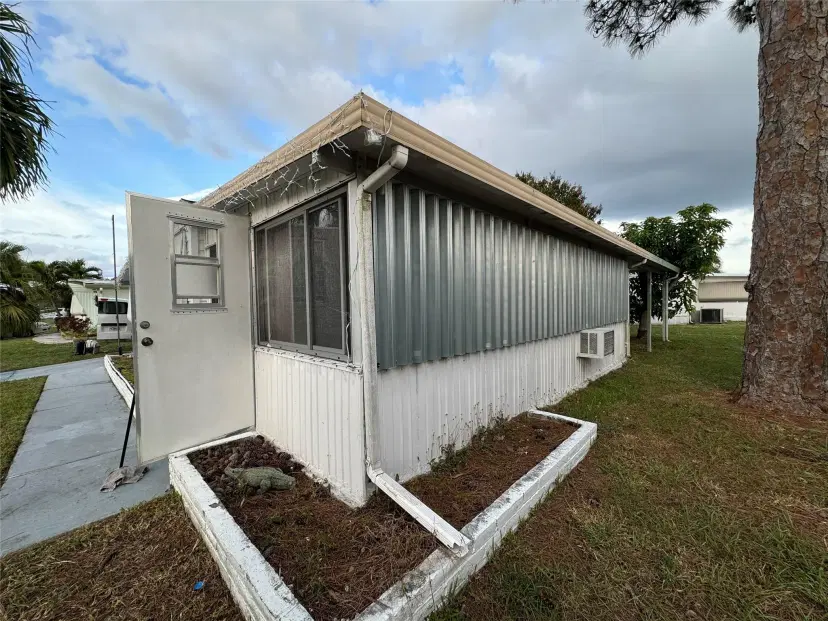 Picture of 6424 Dogwood Lane, Lantana FL 33462