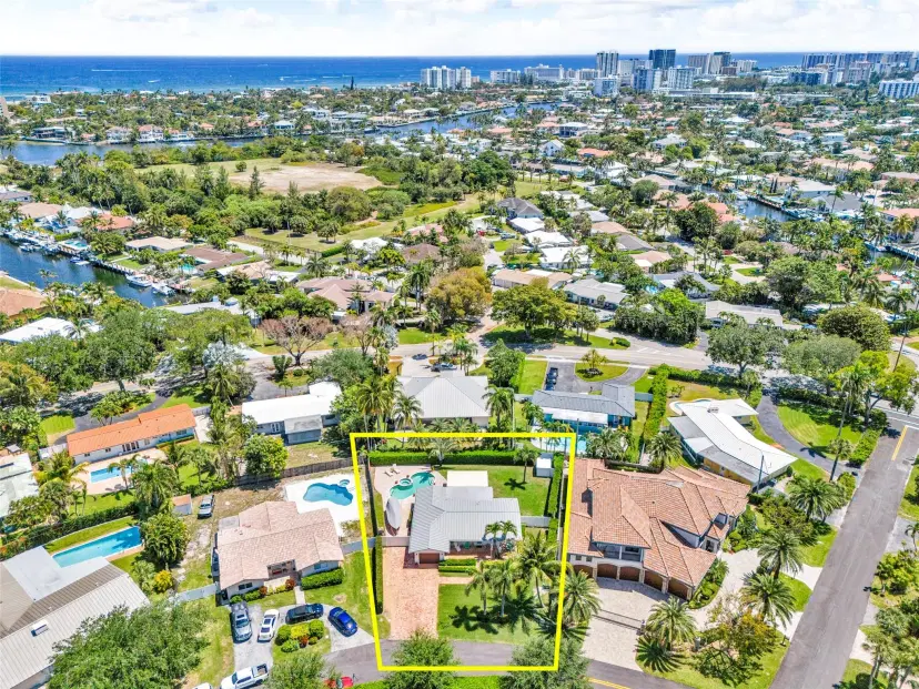 Picture of 2460 NE 21St Ter, Lighthouse Point FL 33064