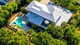 Picture of 2 Fieldway Drive, Sewalls Point, FL 34996