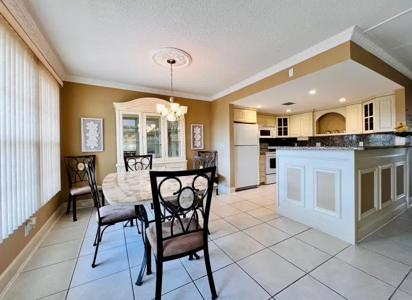 Picture of 306 Wellington L, West Palm Beach FL 33417