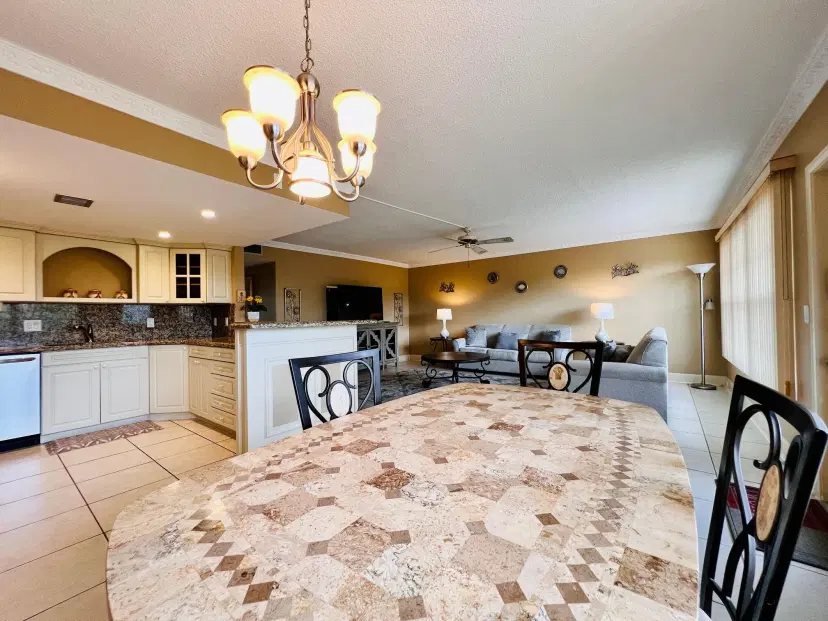 Picture of 306 Wellington L, West Palm Beach FL 33417