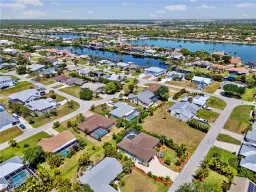 Picture of 6030 Birnam Wood Ln, Fort Myers, FL 33908