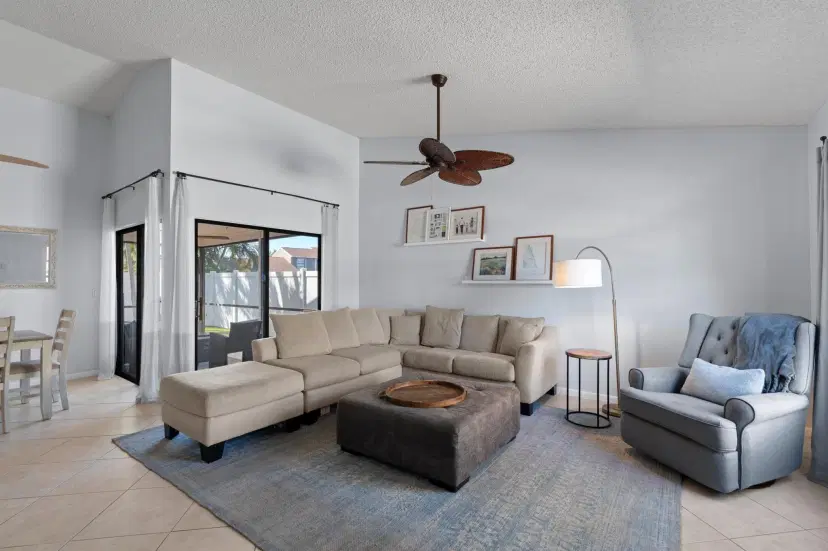 Picture of 502 Lakewood Drive 10A, Jupiter FL 33458