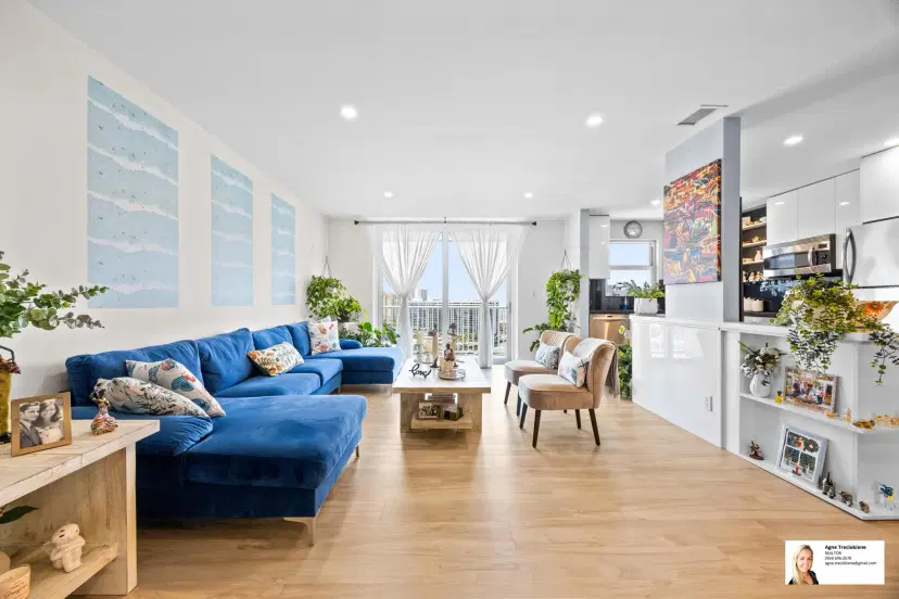 Picture of 137 Golden Isles Drive 1605, Hallandale Beach FL 33009