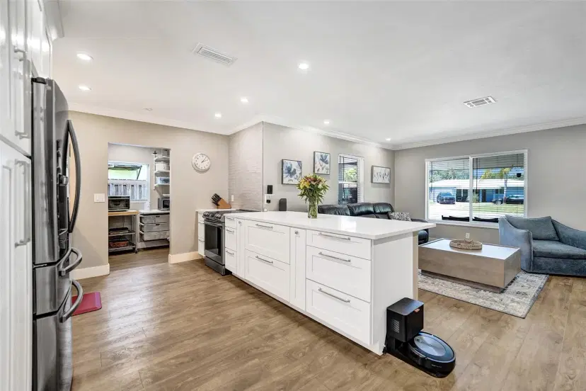 Picture of 2050 NE 53Rd St, Fort Lauderdale FL 33308