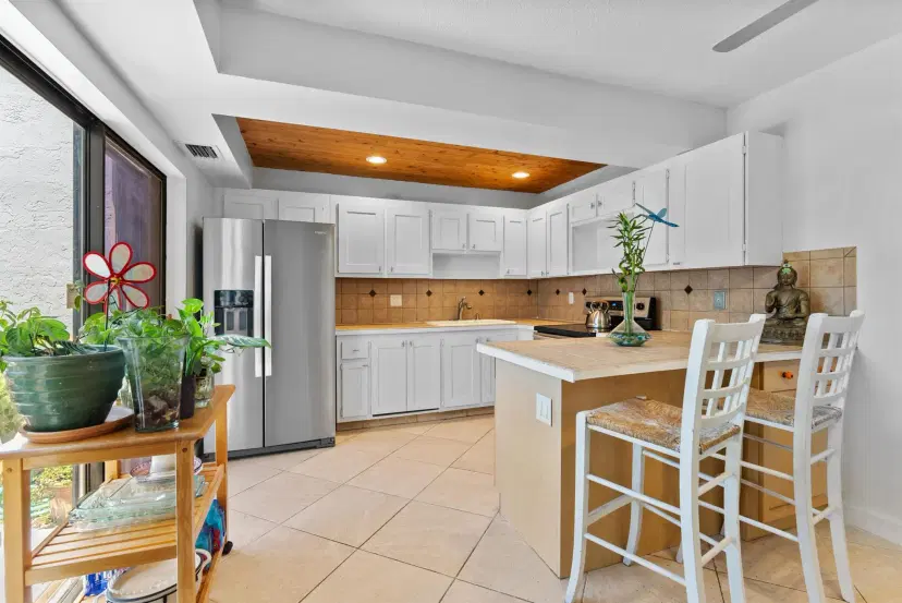 Picture of 1010 NE 8Th Avenue 8B, Delray Beach FL 33483