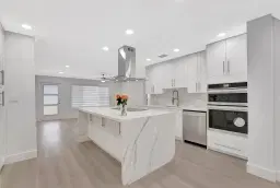 Picture of 360 SW 2Nd Street, Boca Raton, FL 33432