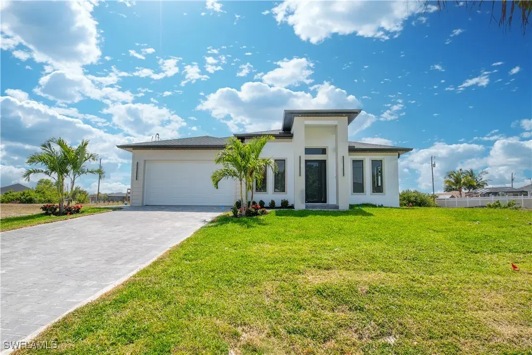 Picture of 2128 NE 20Th Ter, Cape Coral, FL 33909