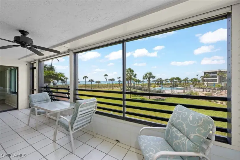 Picture of 1605 Middle Gulf Dr 105, Sanibel FL 33957