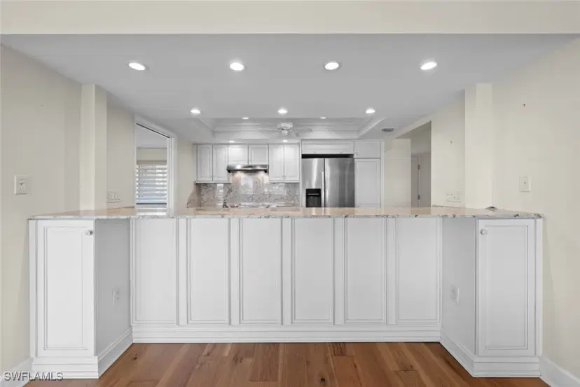 Picture of 1605 Middle Gulf Dr 105, Sanibel FL 33957