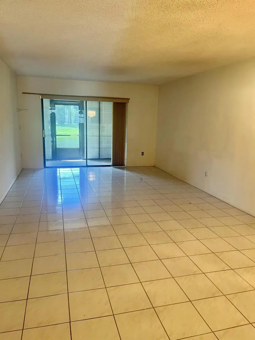 Picture of 3529 Englewood Drive 313, Lake Worth FL 33467