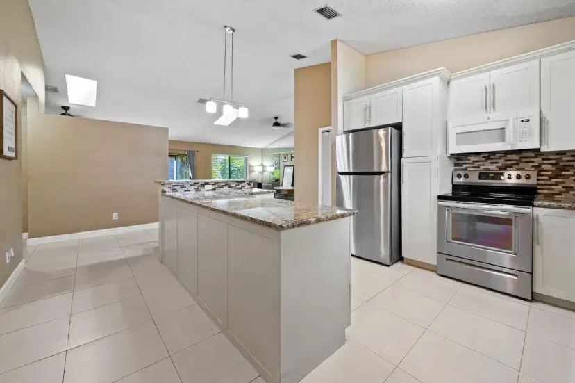 Picture of 7900 NW 62Nd Ct, Tamarac FL 33321