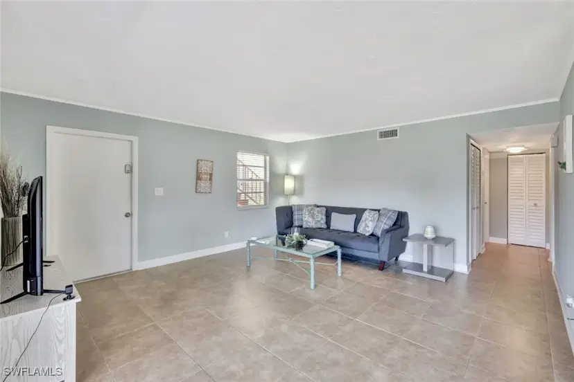 Picture of 1400 Pompei Ln 49, Naples FL 34103