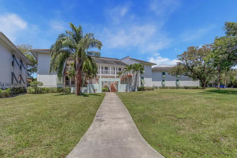 Picture of 279 Cyress Point Drive, Palm Beach Gardens FL 33418