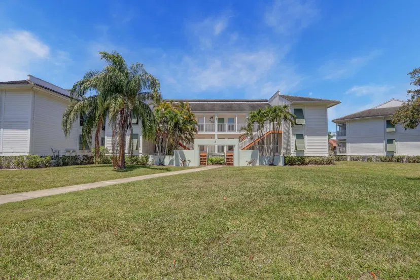 Picture of 279 Cyress Point Drive, Palm Beach Gardens FL 33418