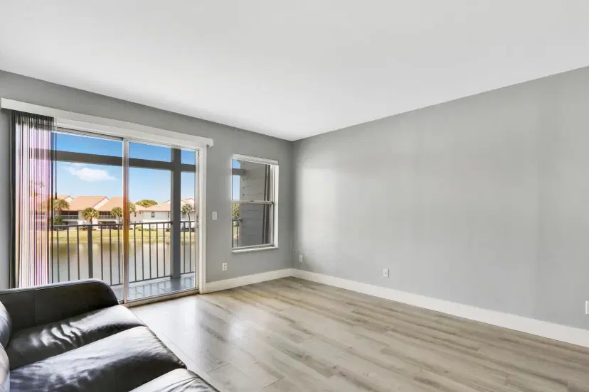 Picture of 279 Cyress Point Drive, Palm Beach Gardens FL 33418