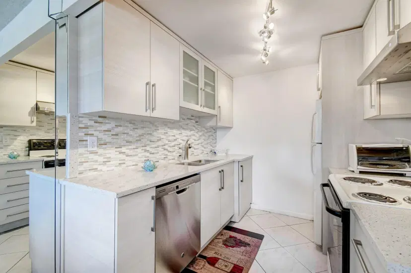 Picture of 2070 Guildford D, Boca Raton FL 33434