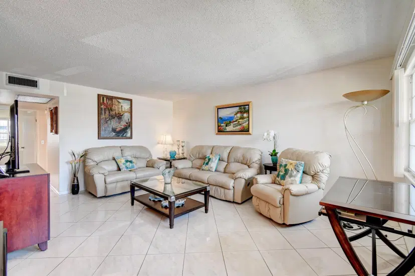 Picture of 2070 Guildford D, Boca Raton FL 33434