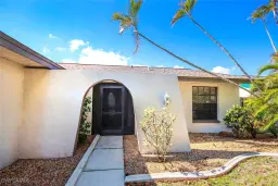 Picture of 9753 Foxglove Cir, Fort Myers, FL 33919