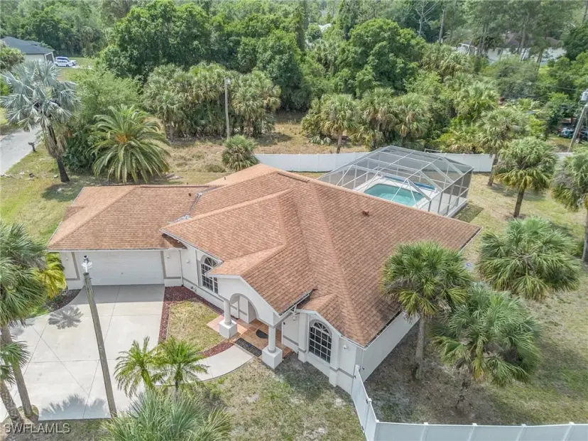 Picture of 511 North Ave, Lehigh Acres FL 33972