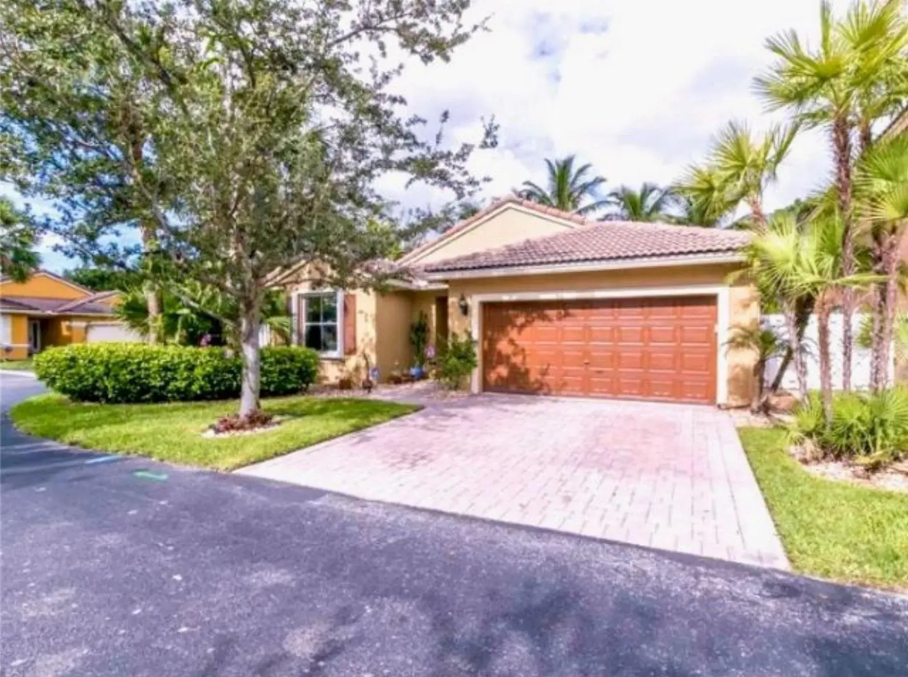 Picture of 5292 SW 38Th Ave, Fort Lauderdale, FL 33312