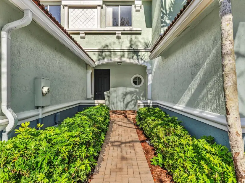 Picture of 2362 Center Stone Ln 2362, Riviera Beach FL 33404